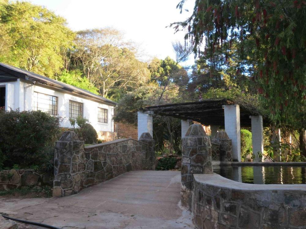 Rhodes Nyanga Hotel Juliasdale エクステリア 写真